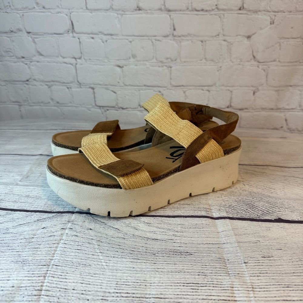 OTBT Tan Sandals with Chunky Platform